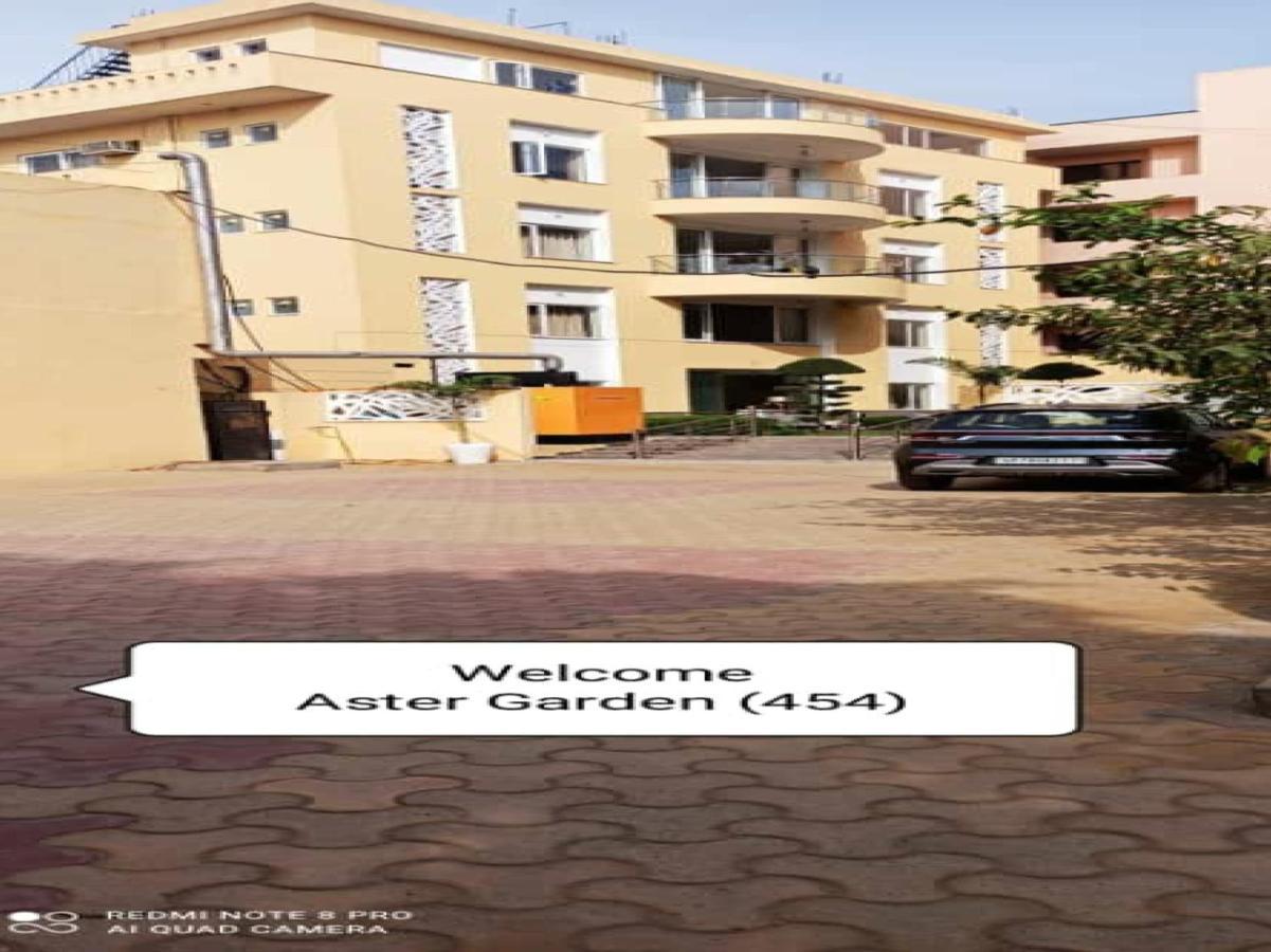 Oyo 74401 Aster Garden Suites Delhi  Exterior photo